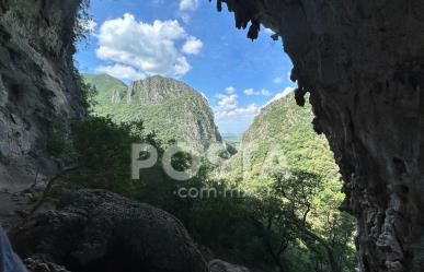 Descubre el Cerro Agujerado en Juárez, Nuevo León