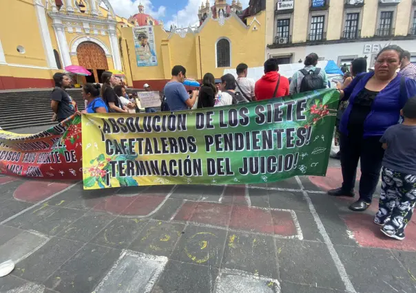 Exigen absolución a cafetaleros acusados de incendio de factoría en Veracruz