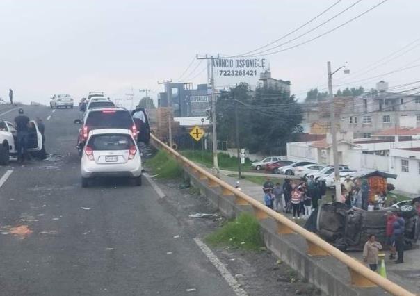 Muere conductor tras salir volando de la carretera Toluca-Naucalpan