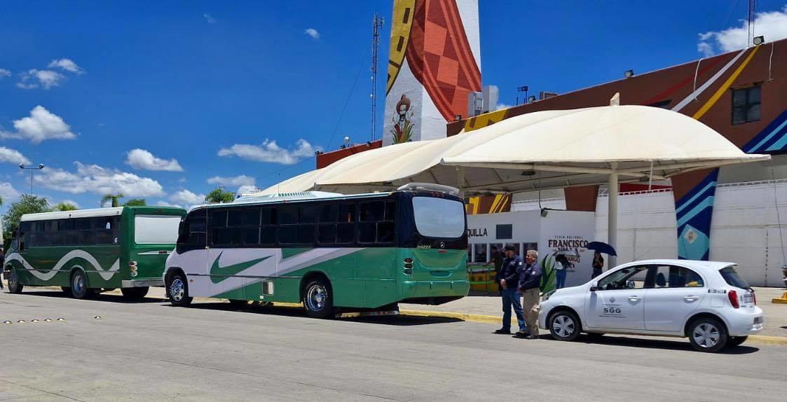 Cientros de personas pudieron acudir a la feria debido al transporte gratuito. Foto: Facebook Secretaría General de Gobierno.