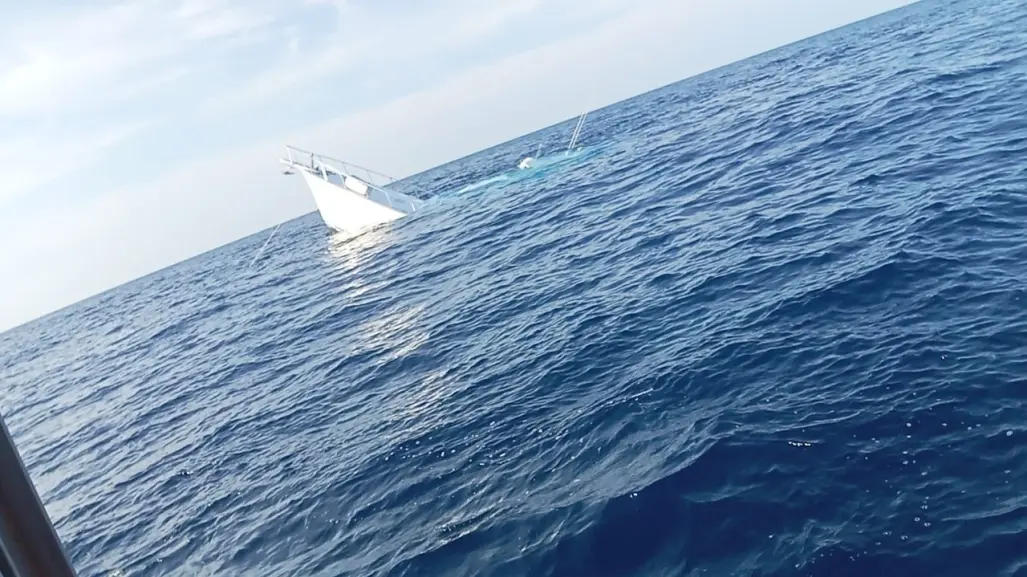 Se hunde un yate frente a las costas de Yucatán