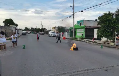 Apagones en Pacabtún: ¡Vecinos bloquean calles en busca de solución!