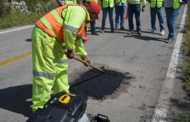 Repararán baches en mil 300 kilómetros de carreteras federales en Yucatán