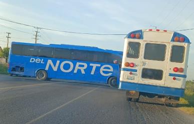 Reportan bloqueo en carretera Reynosa - San Fernando