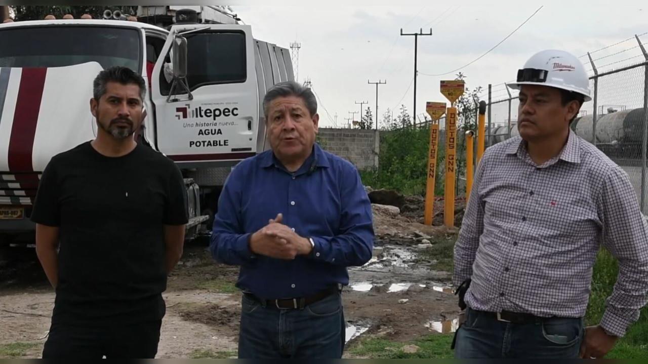 El suministro de agua potable fue suspendido debido a una fuga en la red, provocada por la construcción del Tren Suburbano al AIFA. Foto: Captura de pantalla.