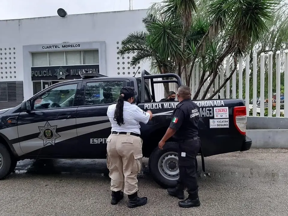 El agresor fue asegurado por agentes policiacos de la localidad Foto: Ilustrativa