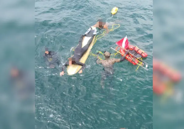 Rescatan a cuatro turistas en la bahía de Cabo San Lucas