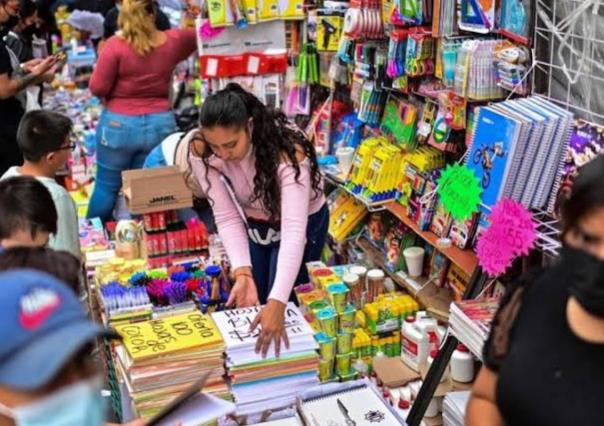 Feria Regreso a Clases en el 17