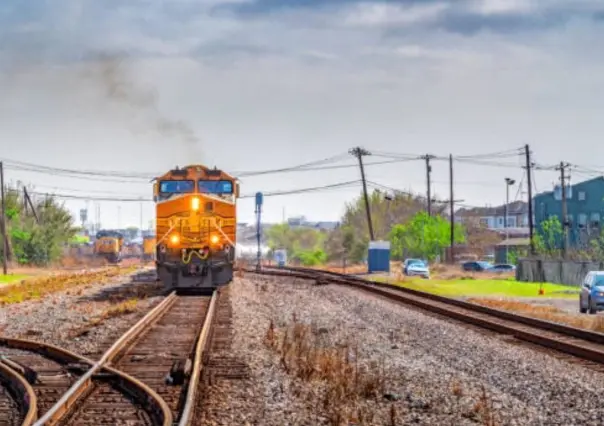 Gobernador propone a Claudia Sheinbaum el ferrocarril Durango-Mazatlán