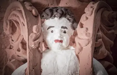 ¡Es horrible! Restauran figuras religiosas en iglesia de España