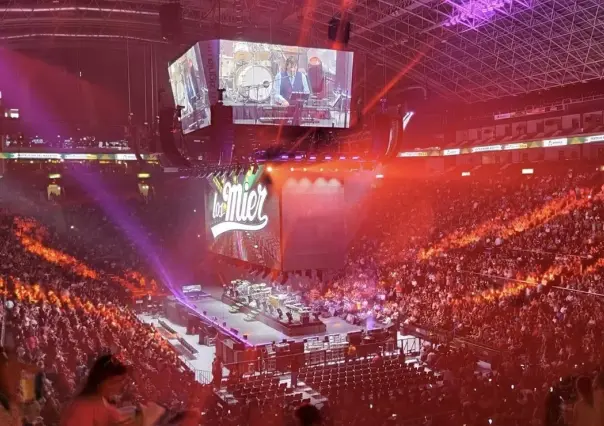 Ameniza Los Mier y Banda MS a maestros de Apodaca
