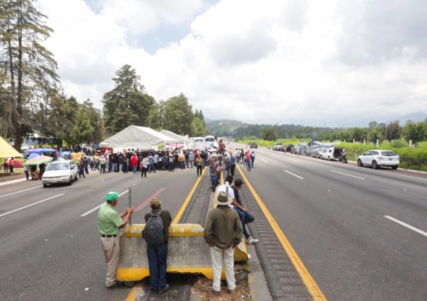 Reabren a medias autopista México-Puebla: dos horas de paso, dos horas de cierre