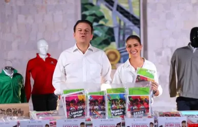 Uniformes y útiles gratuitos listos para ser entregados a estudiantes de Durango