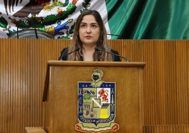 Diputada pide no eliminar los pagos de efectivo en camiones