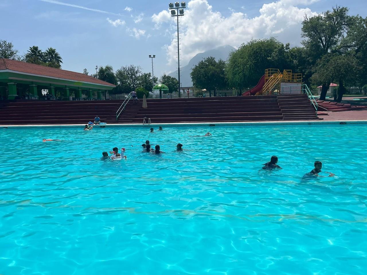 Familias disfrutando en el Parque España. Foto: POSTA