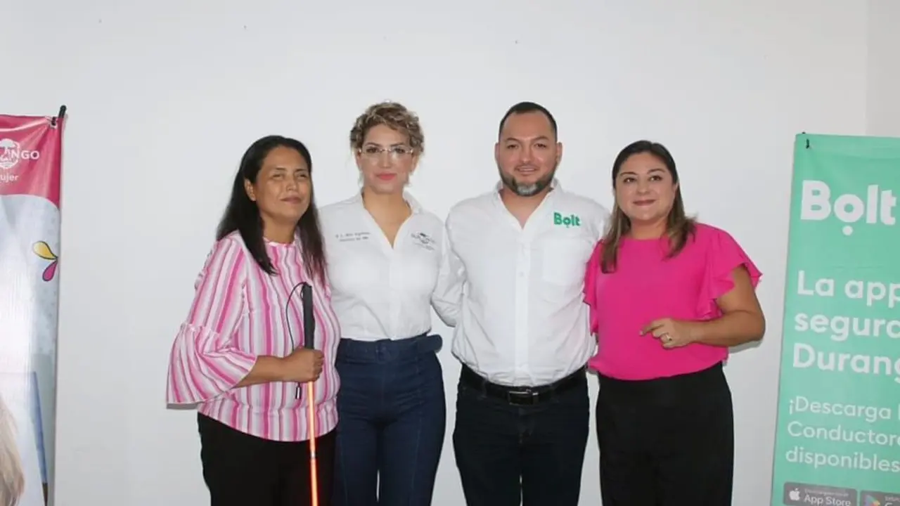 Ahora podrás elegir viajar en un vehículo con un conductor capacitado contra la violencia y acoso a la mujer. Foto: Instituto Municipal de la Mujer.