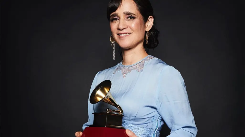 El fonógrafo ya pone a Julieta Venegas y jóvenes se preocupan somos viejitos