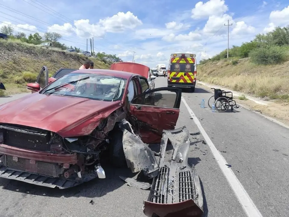 El accidente ocurrió en el kilómetro 31 carretera Victoria - Monterrey. Foto: redes sociales