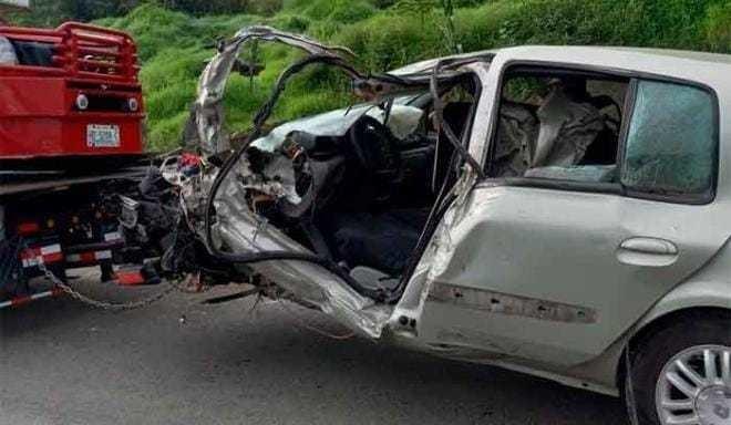 Accidente en Tenango del Valle deja un muerto y un herido