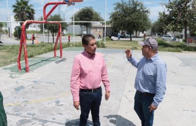 Francisco Treviño continúa labores de limpieza y deshierbe en colonias de Juárez