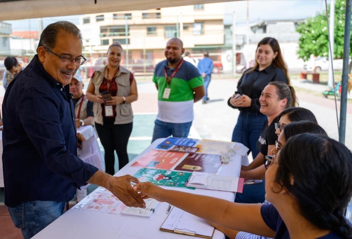 Gobierno de Escobedo lleva servicios integrales a la colonia Nueva Esperanza