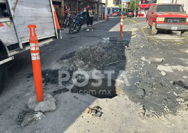 Socavón afecta a vecinos de la colonia Marte en Guadalupe