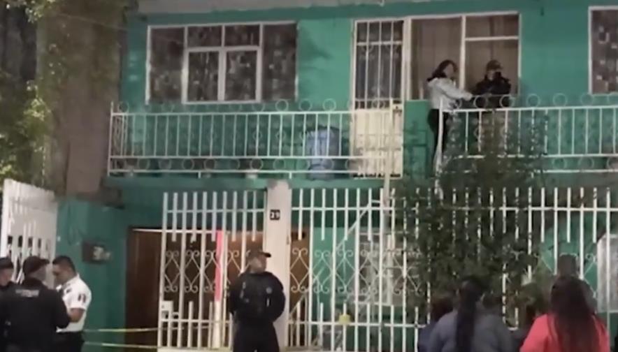 Hombre asesinó a su esposa y a su hijo en Nezahualcóyotl, después quiso matarse