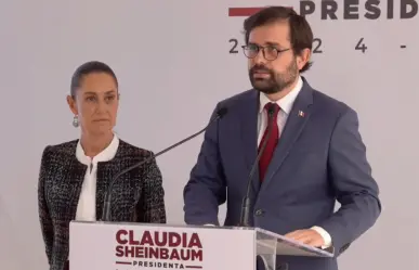Claudia Sheinbaum anuncia a Alejandro Svarch como director de IMSS-Bienestar