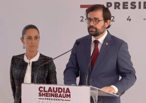 Claudia Sheinbaum anuncia a Alejandro Svarch como director de IMSS-Bienestar