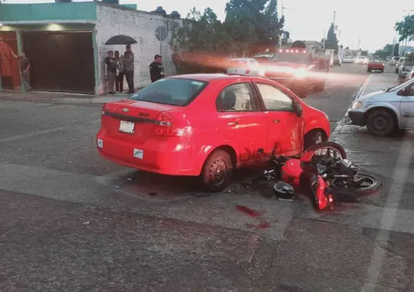 Diputada de Durango arrolla a un motociclista; lo reportan grave