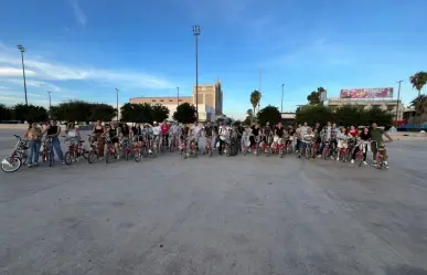 Celebran Día de la Juventud con rodada en Torreón