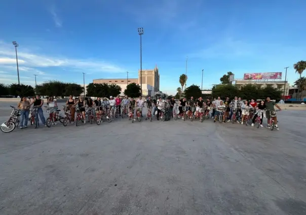 Celebran Día de la Juventud con rodada en Torreón