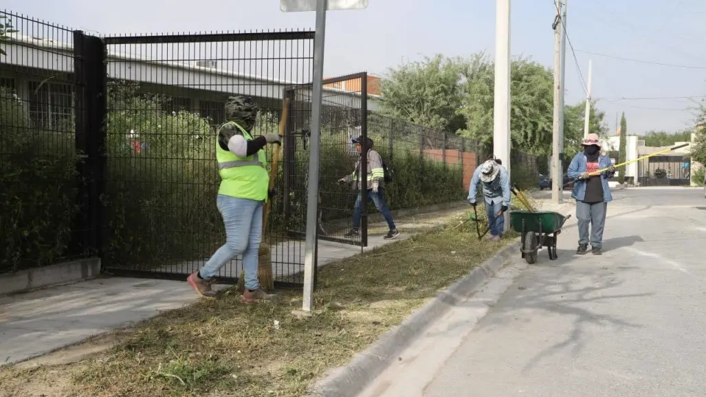 Gobierno de García promueve escuelas limpias y seguras