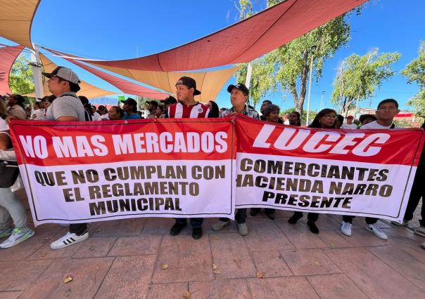 Se manifiestan comerciantes en Saltillo; piden que no se abran nuevos mercados