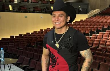 Edwin Luna desmiente que esté separado de Kimberly Flores (VIDEO)