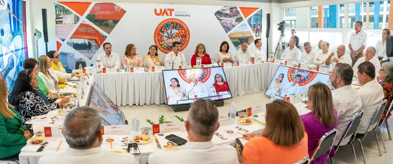 Sexta reunión ordinaria del Colegio de Directores en la Escuela Preparatoria Número 3 de la UAT. Foto: UAT