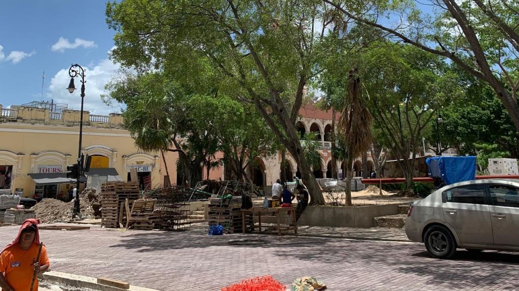 INAH detiene remodelación en Plaza Grande de Mérida