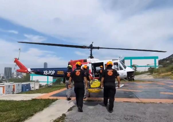 Protección Civil realiza traslado aéreo de paciente crítico en Montemorelos