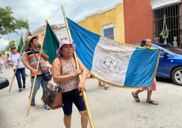 Celebran a la Virgen de la Asunción en el Barrio de San Sebastián en Mérida