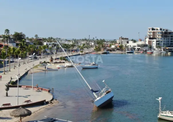 La Paz lanza ultimátum para limpiar la bahía de embarcaciones abandonadas