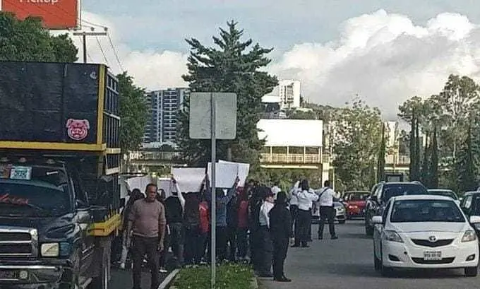 Manifestantes en Naucalpan exigen explicaciones por microsismos y detonaciones