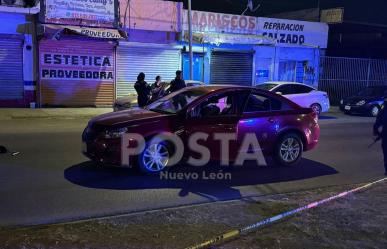 Persecución en Escobedo deja un policía herido