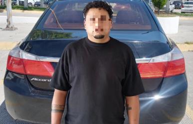 Detienen vehículo con reporte de robo en la Durango - Mazatlán