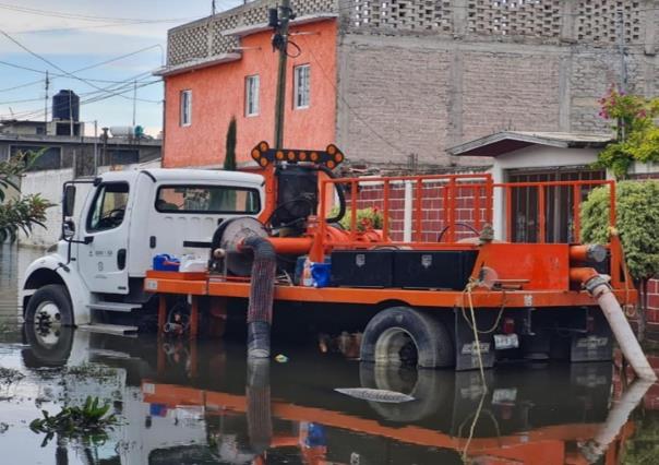 Tras 15 días de inundaciones por aguas negras se intensifican medidas de apoyo