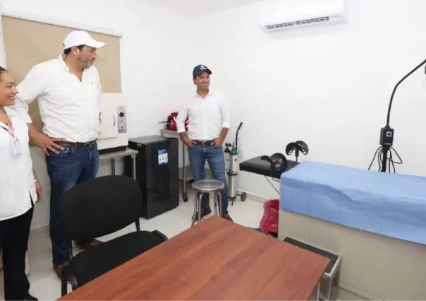 Entregan rehabilitación de Centros de Salud en El Cuyo y Colonia Yucatán