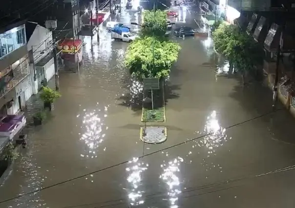Chalco sufre tras inundaciones; refuerzan trabajos con plantas potabilizadoras
