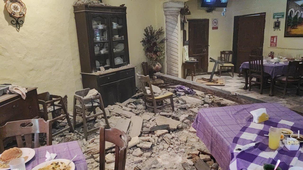 Derrumbe en área del restaurante La Casa de la Abuela en Santiago. Foto: Gobierno de Santiago