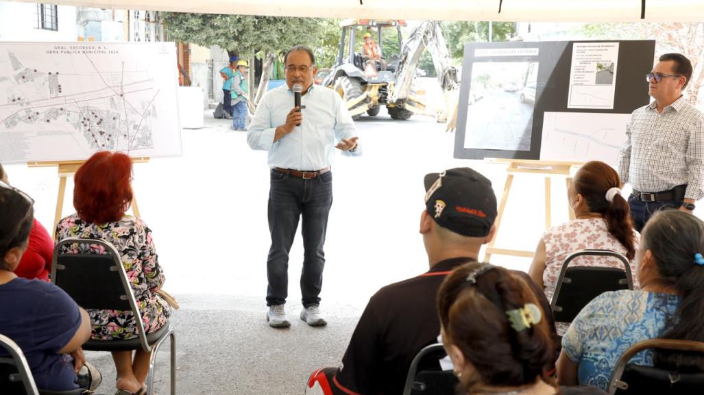 Gobierno de Escobedo remodela calle Guadalupe Victoria en colonia Flores Magón