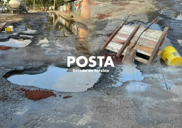 Baches y socavones en Ecatepec; la ruta del dolor (VIDEO)