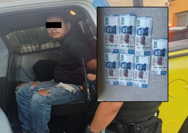 Detienen a hombre  por intentar depositar billetes falsos en un Oxxo